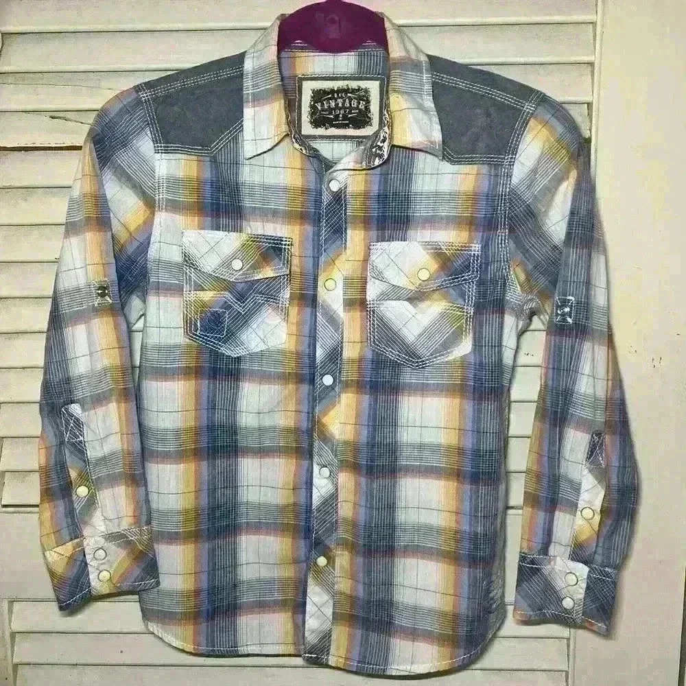 Buckle “Vintage” Button Down Shirt Boys Size Small A0037